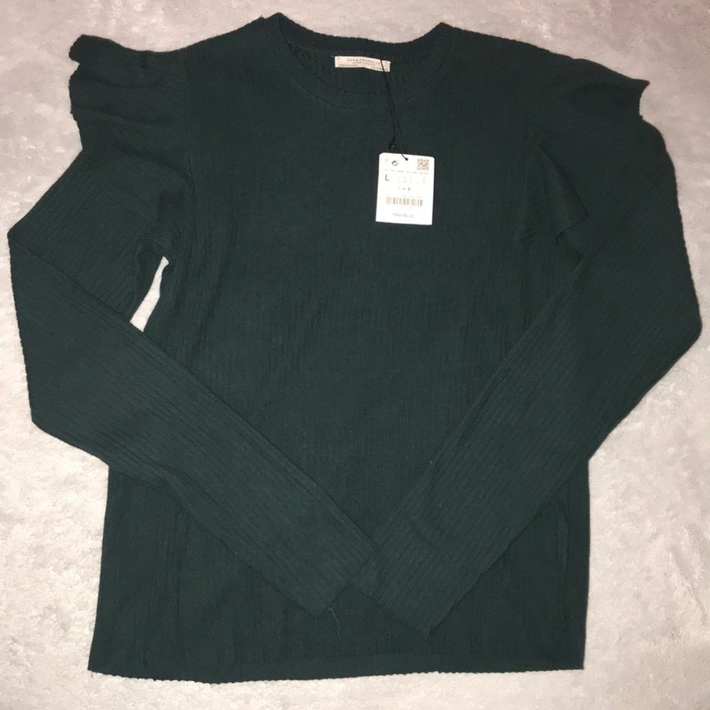 Zara long sleep green ruffle shirt